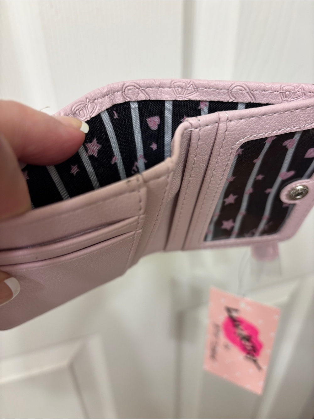 Betsey Johnson lavender bi-fold compact wallet NWT - Picture 5 of 5